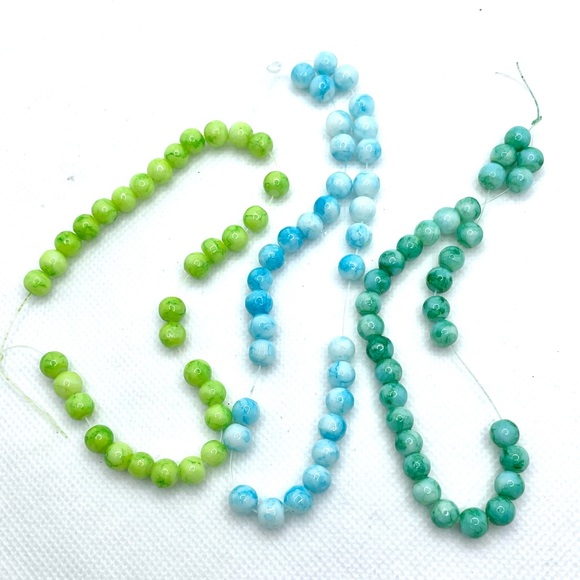 Lot of String Beads. Variety Set Multiple Color and Designs - Picture 9 of 10